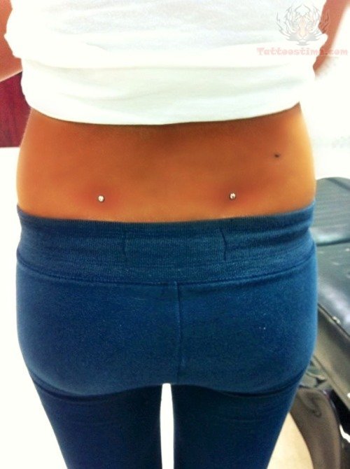 Back Dimple Piercing Procedure Healing Aftercare Cost And Pictures
